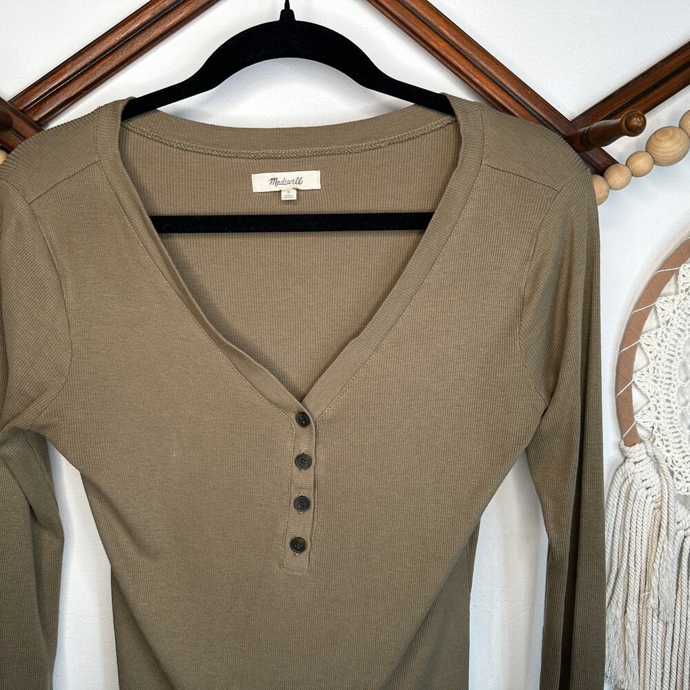 Madewell Olive Green Ribbed V Neck Long Sleeve Henley Top - Picture 2 of 3